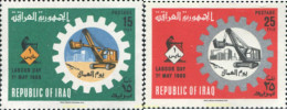 326782 MNH IRAQ 1966 DIA DEL TRABAJO - Iraq