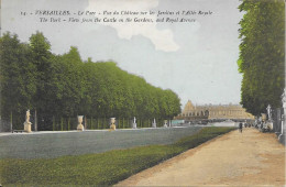 78 Le Parc Vue Du Chateau Sur Les Jardins Et L'Allée Royal - Versailles