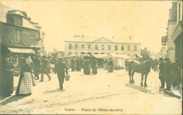 CP CPA 76 Seine Maritime Yvetot Place De L'hôtel De Ville CAD Ambulant Motteville à Rouen 1908 - Yvetot