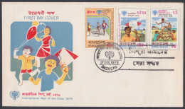 Bangladesh 1979 FDC International Year Of The Child, Kite, Children, Playing, Sports, First Day Cover - Bangladesh
