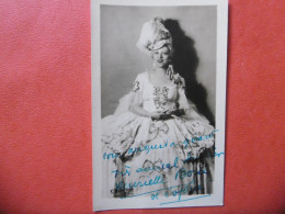 Artiste - Comédien - Opéra - Théatre - Cinéma - Vedette -  Photo Dédicacée De Henriette BOUE  ? - Signed Photographs