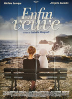 Affiche Cinéma Orginale Film ENFIN VEUVE 120x160cm - Plakate & Poster