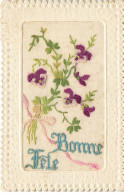 CARTE BRODEE #MK33985 BONNE FETE BOUQUET DE FLEURS VIOLETTES - Brodées