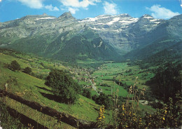 SUISSE - Le Massif Des Diablerets Avec Le Village Des Diablerets - Vue D'ensemble - Carte Postale - Aigle