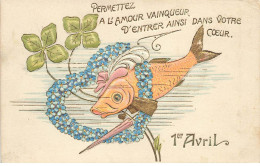 1 ER AVRIL #FG37993 PERMETTEZ A L AMOUR POISSON HUMANISES AVEC COURONNE DE MYOSOTIS TREFLE DORURE GAUFREE - 1° Aprile (pesce Di Aprile)