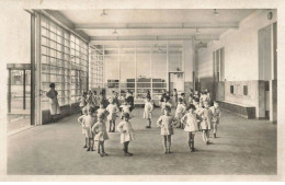 92 SURESNES #MK33649 ECOLE DE PLEIN AIR PERMANENTE LE PREAU DES TOUT PETITS - Suresnes