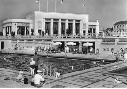 85 LES SABLES D OLONNE #MK43354 LA PISCINE ET LE CASINO - Sables D'Olonne