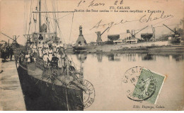 62 CALAIS #MK42710 STATION DES SOUS MARINS LE CONTRE TORPILLEUR ESGOPETTE BATEAU GUERRE - Calais