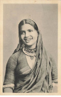 INDE #MK42198 HINDU WOMAN BIJOUX - Indien