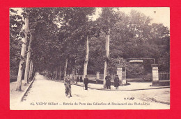 F-03-Vichy-29PH7 L'entrée Du Parc Des Célestin Et Le Boulevard Des Etats Unis, Animation, Voir Daguin, Cpa BE - Vichy