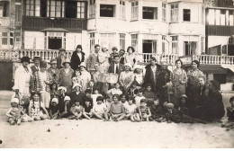 62 BERCK PLAGE #MK45342 CARTE PHOTO DE FAMILLE SUR LA PLAGE - Berck