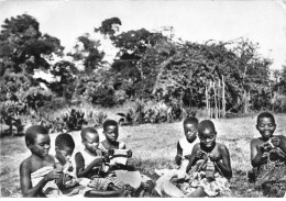 CONGO #SAN47529 MISSION AU CONGO DES SOEURS DE L IMMACULEE CONCEPTION DE SAINT MEEN ZANAGA QUEL BONHEUR DE TRICOTER - Congo Français