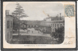 86 - POITIERS -  La Cour De La Gare - Poitiers