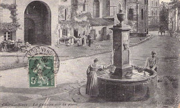 CHAMALLIERES LA FONTAINE SUR LA PLACE 1908 - Sonstige & Ohne Zuordnung