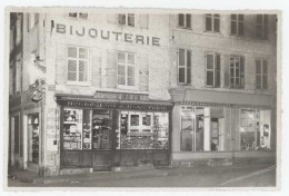 Photo Bijouterie Horlogerie Begin, Place Carnot Givet ( Ardennes ), Plaque émaillée Montre Omega   ( DD ) - Places