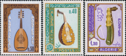 371131 MNH ARGELIA 1968 INSTRUMENTOS DE MUSICA - Argelia (1962-...)