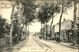 FRANCE - Carte Postale - Moussy - La Route - L 152157 - Autres & Non Classés