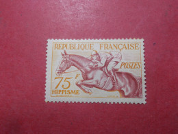 Timbre FRANCE N°965 Hippisme Neuf* Très Légére Trace De Charnière (B361) - Nuevos