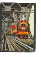 Asie-Chine-NANKIN- ( Jiangsu)-Une Vue Animée Du " PREMIER TRAIN " Traversant " Le GRAND PONT " Sur Le YANTSE -(3) - Chine