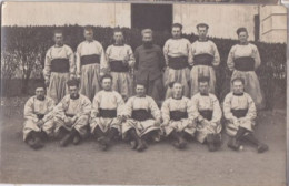 Carte Photo Groupe De Militaires Zouaves Tirailleurs Régiment A Identifier écrite Au Verso    Réf 30103 - Krieg, Militär