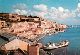 73638081 Malta View Of Valletta Bastions And Grand Harbour Malta - Malte