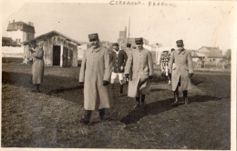 CLERMONT-FERRAND MILITAIRES MATCH DE RUGBY OU FOOTBALL ( CARTE PHOTO ) - Clermont Ferrand