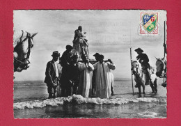 LES SAINTES MARIE DE LA MER - 13 - Bénédiction De Ste Sarah, Patronne Des Gitans -1962 - Saintes Maries De La Mer