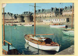 35. SAINT-MALO – Un Coin Du Port De Plasance Et La Grande Porte (voir Scan Recto/verso) - Saint Malo