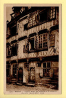 35. RENNES – Ancienne Maison Des Chapelains De La Cathédrale Dite De Du Guesclin (voir Scan Recto/verso) - Rennes