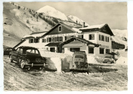 Carte ( Format 15 X 10,5 Cm ) LA FOUX D'ALLOS Le Relais Du Col D'Allos ( Voiture Auto à Identifier ) - Autres & Non Classés