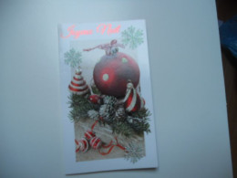 JOYEUX NOEL CARTE DOUBLE EN COULEUR  BOULE DE NOEL POMME DE PIN FLOCON DE NEIGE AVEC PAILLETTESDE 2014 /////TBE - Autres & Non Classés