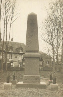 HEUDICOURT  ( Le Monument  ) - CARTE PHOTO - - Andere & Zonder Classificatie