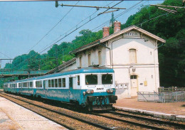 69 - FEYSIN - Lagare - Ligne Paris Marseille - Automotrice Z 7100 En Gare - Juin 1993 - Feyzin