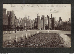 ROYAUME-UNI - ANGLETERRE - LONDON - LONDRES -  HAMPTON-COURT PALACE - MAIN ENTRANCE - 1906 - Hampton Court