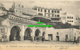 R588170 88. Tanger. Porte De La Douane Et Hotel Continental. LL. Levy Et Neurdei - Mundo