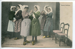 CPA COLORISÉE Voyagé 1905 * DANSES SABLAISES Collection Amiaud Les Sables D'Olonne Obtenu Avec Plaques JOUGLA - Sables D'Olonne