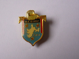 Pins BLASON ILE D ARZ CPI COUR PENALE INTERNATIONALE - Ciudades