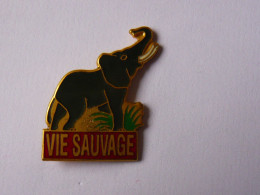 Pins VIE SAUVAGE AGENCE DE VOYAGES PARIS 9 EME - Städte