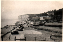 Veules Les Roses - Photo Ancienne Originale - Vue Sur La Plage Et Le Casino - Kursaal - 6x8,5 Cm - Veules Les Roses