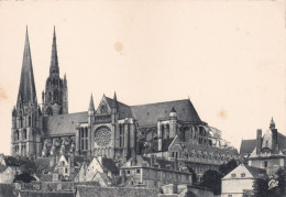 28, Chartres, La Cathédrale - Chartres