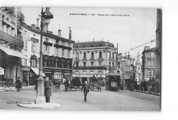 ANGOULEME - Place De L'Hôtel De Ville - Très Bon état - Angouleme