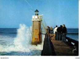 34 CAPBRETON N°6418 Le Phare Jetée Pêcheurs à La Ligne VOIR DOS - Capbreton