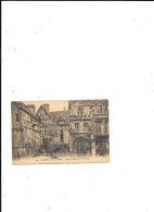 CARTE POSTALE 76 ROUEN COUR D'ALBANE VIEILLES MAISONS VOYAGEE - Rouen