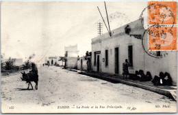TUNISIE - ZARZIS - La Poste Et La Rue Principale  - Tunesien