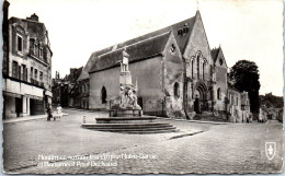 28 NOGENT LE ROTROU - Eglise Et Monument Dechanel  - Nogent Le Rotrou
