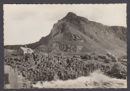 122578/ Giant's Causeway, The Pillars - Antrim