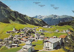 AK 216315 AUSTRIA - Berwang Mit Lechtaler Alpen - Berwang