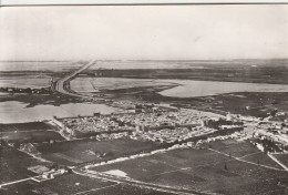 CPSM 30 AIGUES-MORTES VUE AERIENNE CLICHE I.G.N. - Aigues-Mortes