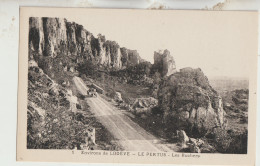 Lodeve 34  Carte Non Circulée  Le PERTUS  Les Rochers Et Le Chemin Remorque - Lodeve