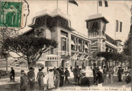 N°1641 W -cpa Deauville -champ De Courses -les Tribunes- - Hípica